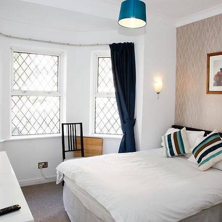 Polygon Villas Southampton Extérieur photo