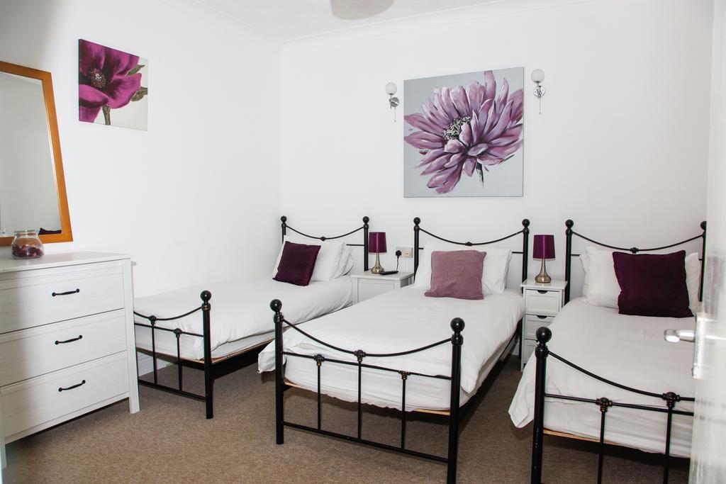 Polygon Villas Southampton Extérieur photo