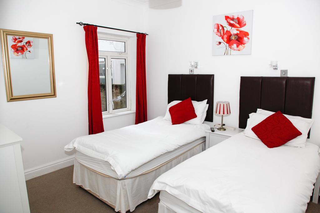 Polygon Villas Southampton Extérieur photo